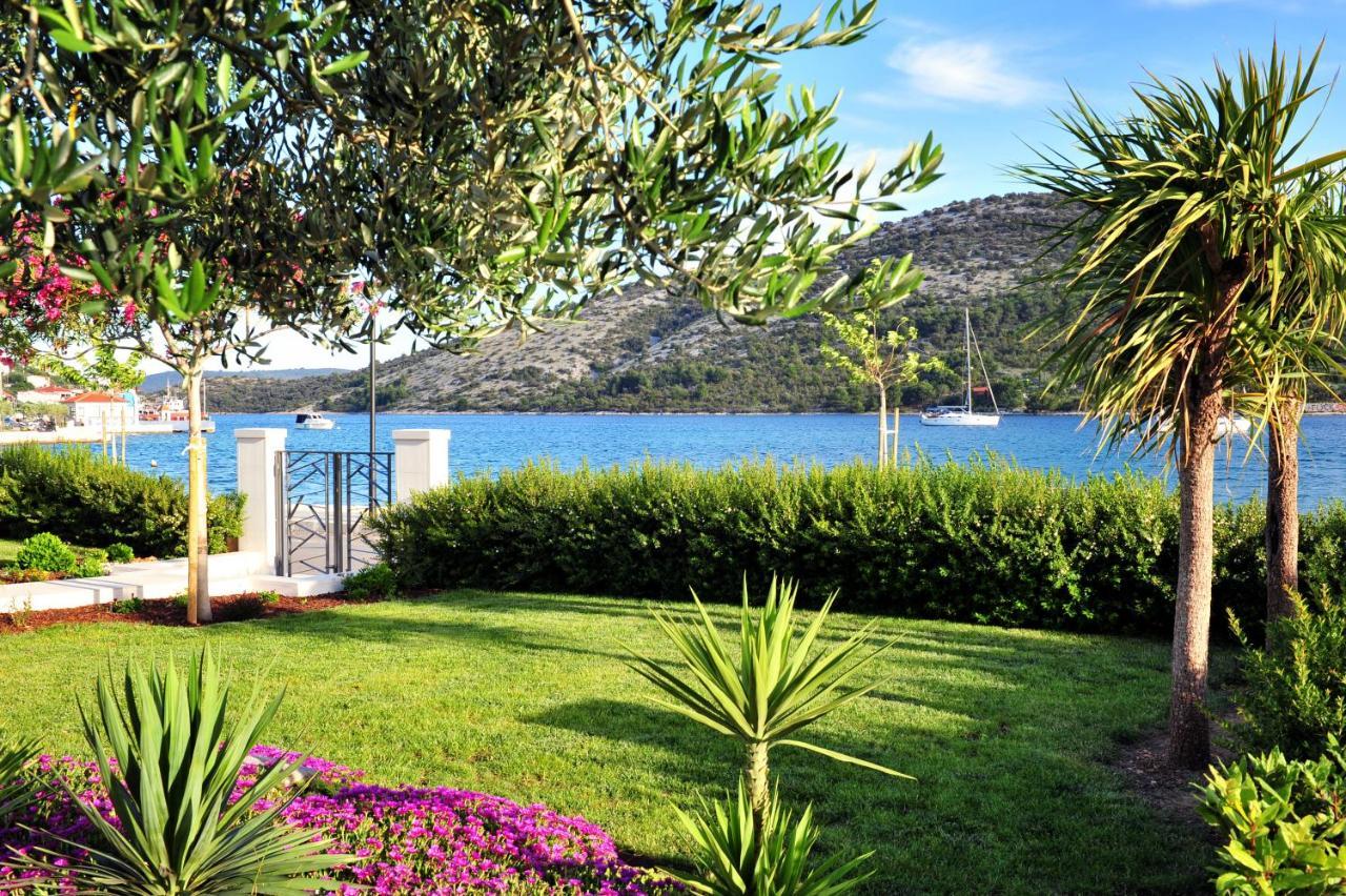 Villa Vinsun Vinišće Exterior foto
